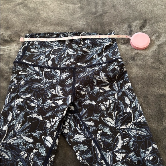 Lululemon Leggings - Picture 2 of 5